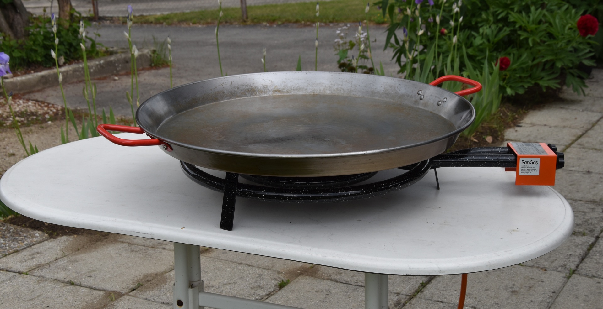 Brûleur à gaz et poêle